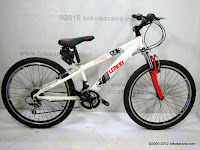 A 24 Inch Element Voyager HardTail Mountain Bike