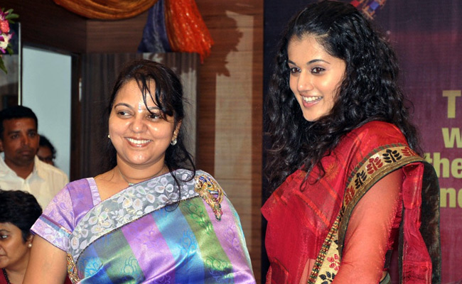 Taapsee  Telugu Actress Sri Palam Saree Showroom Images Gallery  show