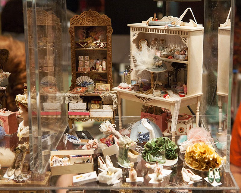 Good Sam Showcase of Miniatures Miniature Shop Shellie's Miniature Mania