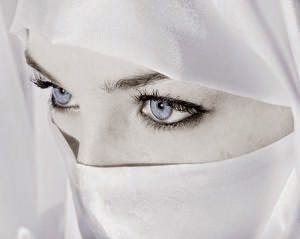 Ciri-ciri bidadari surga di dalam Al-Qur’an Ciri-ciri bidadari surga di dalam Al-Qur’an