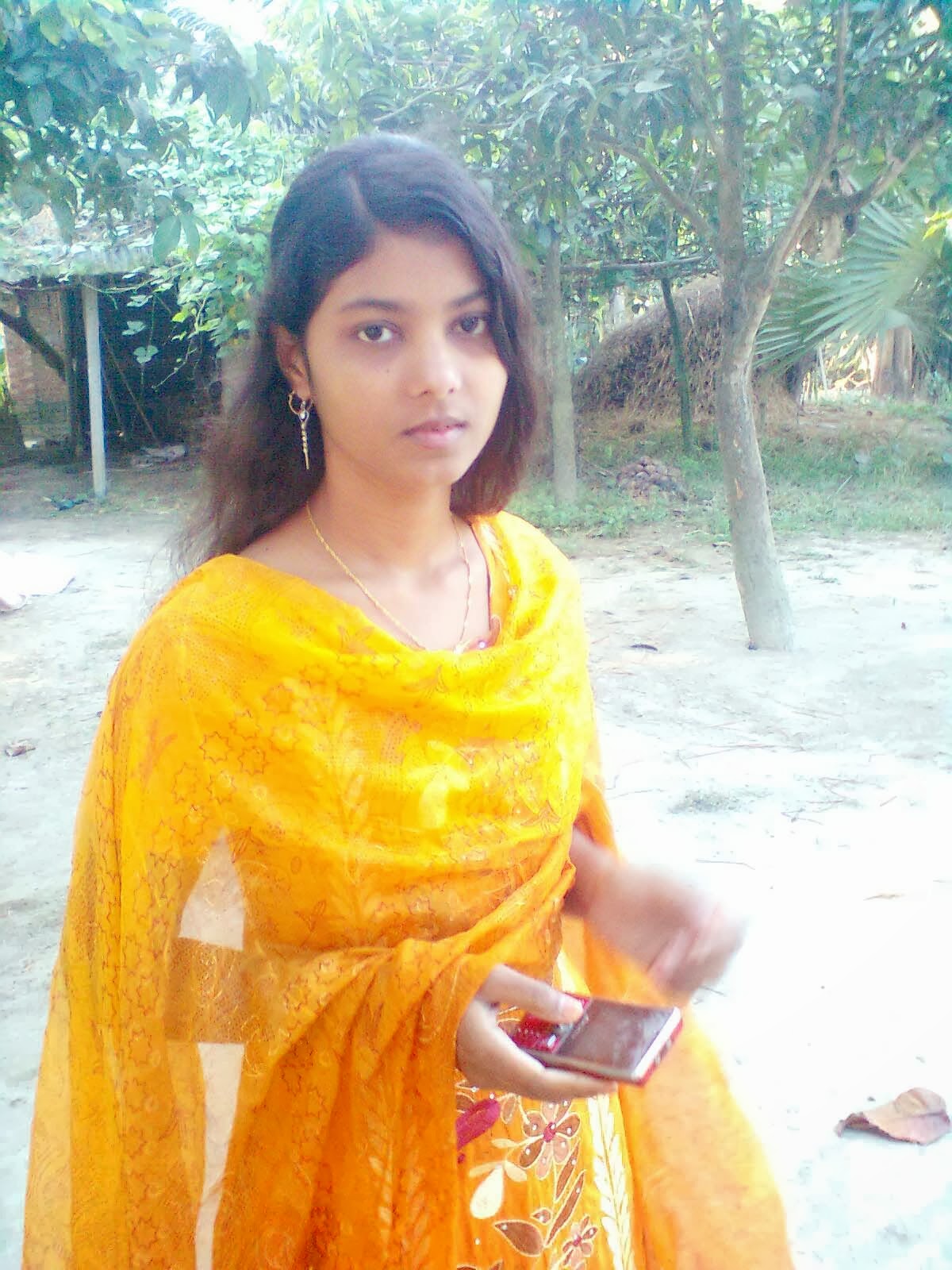 Pure Bangladeshi Village Cute Girls Sexy Unseen Photos 2014.