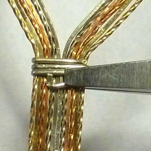 DeeCee's Wire Wonders and Cameos Tutorial Hiding Wire Wrap End Wires