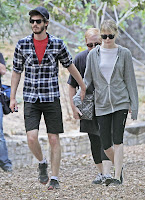Emma Stone holding hands With Andrew Garfield