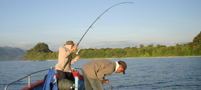 Fishing atau memancing dan sewa boat di padang sumbar