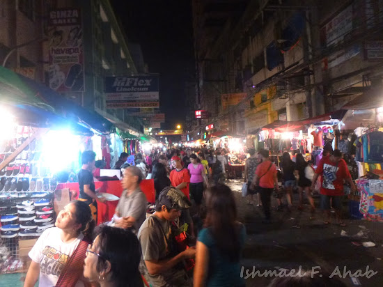 Night market in Juan Luna Street, Divisoria