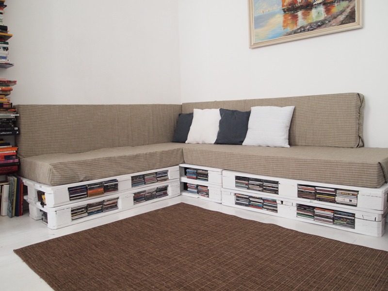 Perfekt zum aufbewahren von Sachen ! | Paletten couch, Palettencouch