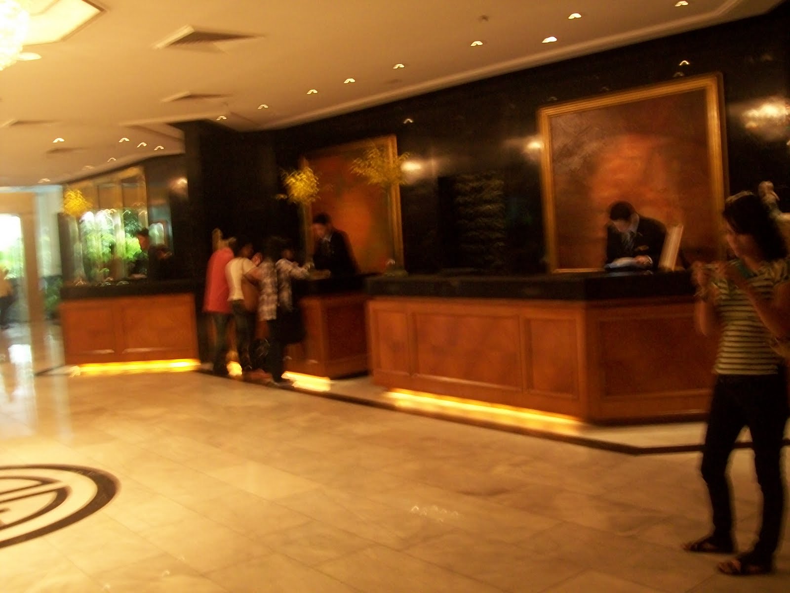 taste the food that you want =) Mandarin Deli at Mandarin Hotel Makati