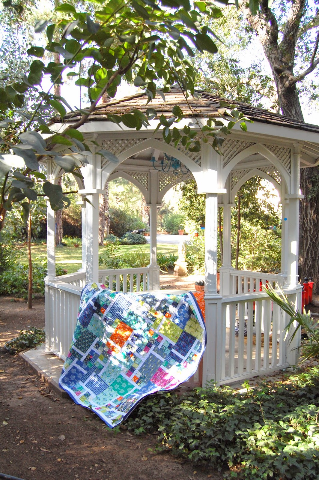 sewing belly buttons boutique A GAZEBO AND A QUILT