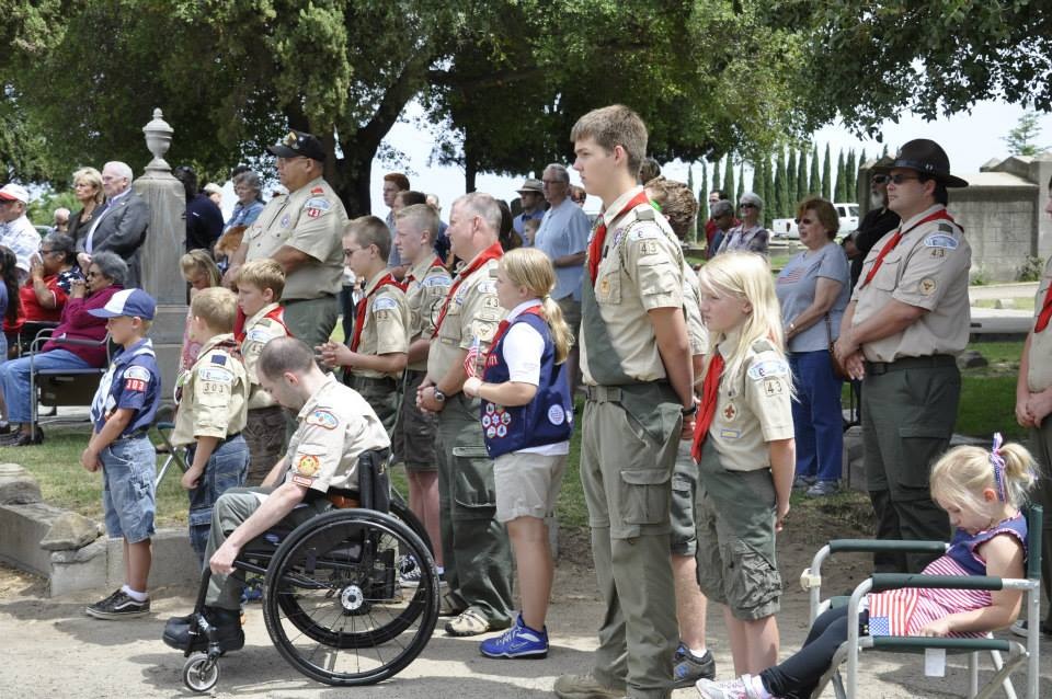 Family At The Foot Of The Cross Being Catholic And 3 Reasons We Are