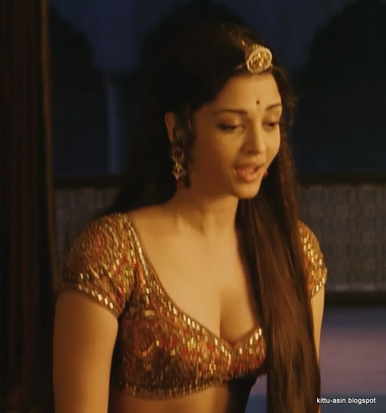 http://3.bp.blogspot.com/-p_zPrhc_cBo/TaPuI4gyJcI/AAAAAAAAHX8/3clqMPyVzTI/s1600/aishwarya_rai_cleavage-jodha-akbar-17.jpg