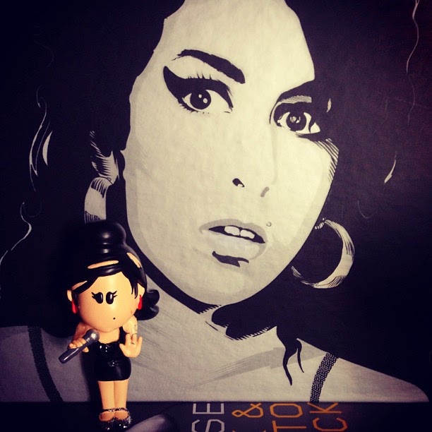 Sósia Amy Winehouse - Pedacinhos da minha casa!
