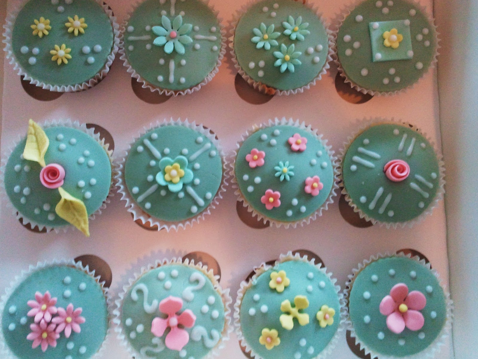 Have a Cupcake Vintage Cupcakes