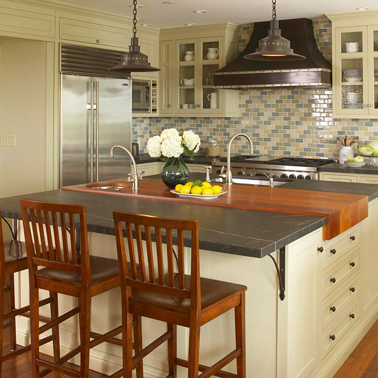 Fotos de cocinas pequeñas con isla | Ideas para decorar, diseñar y