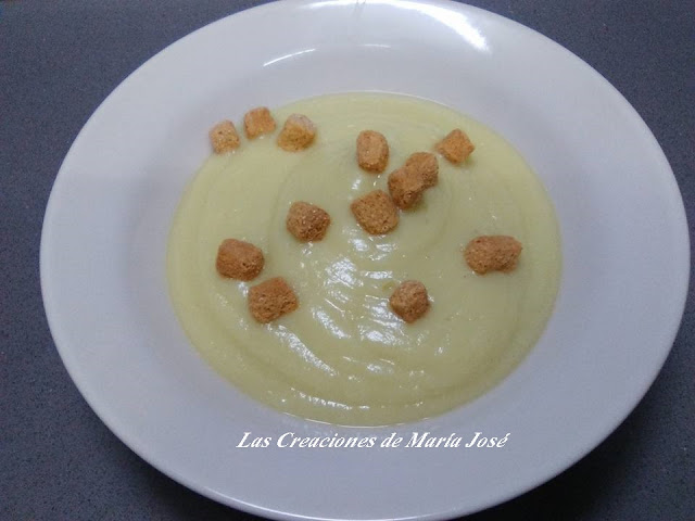 Crema De Coliflor, Con Picatostes Sin Gluten