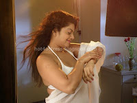 Swathi varma hot cleavage photos in saree