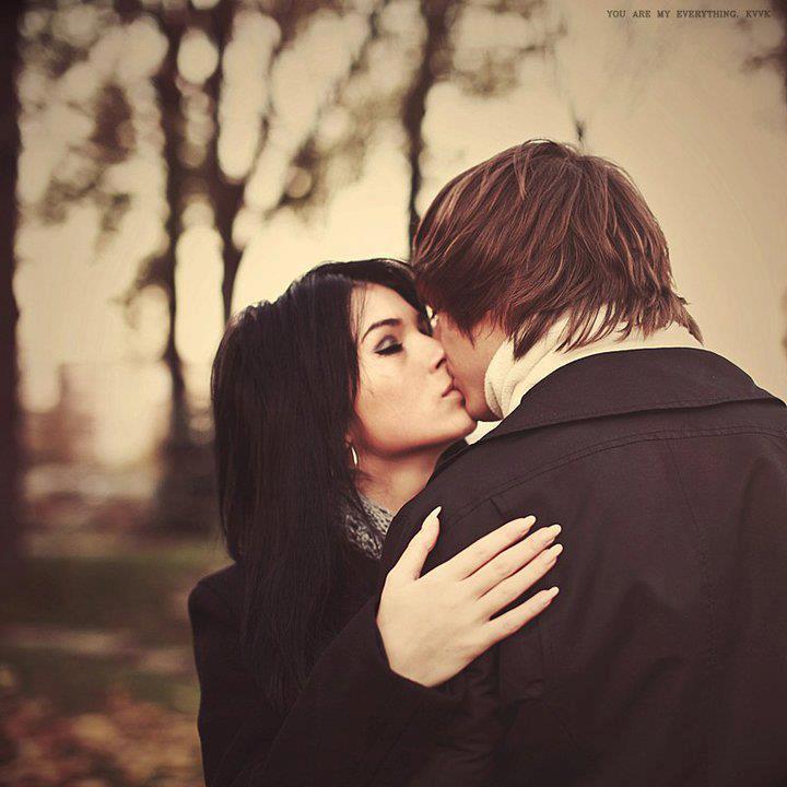 Download Love Sad Couple Pictures PNG