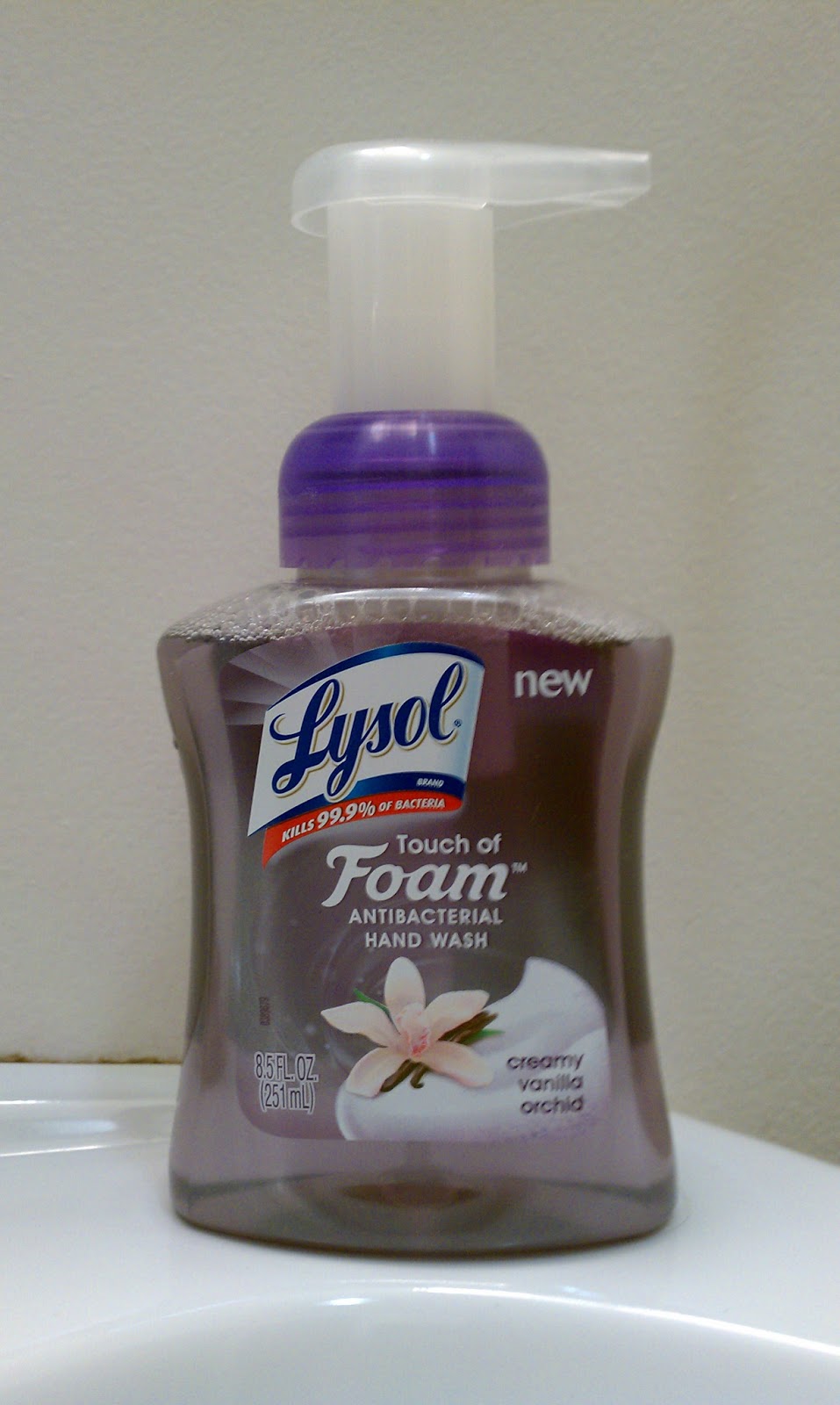 I Love Lysol's Touch of Foam Antibacterial SoapSoft on Skin,Hard on Germs