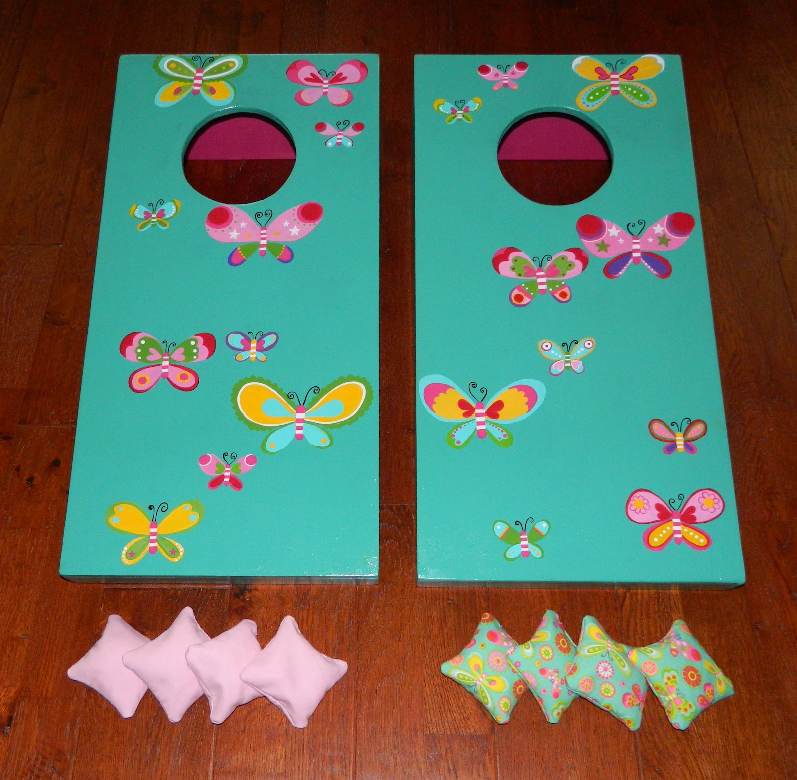 ACRYLIC CREATIONS Bean Bag Toss