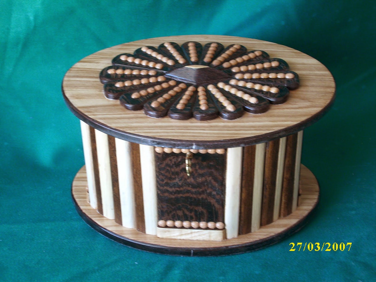 Creazione di piccoli oggetti in legno: Oggetti Legno :Cofanetti artigianali