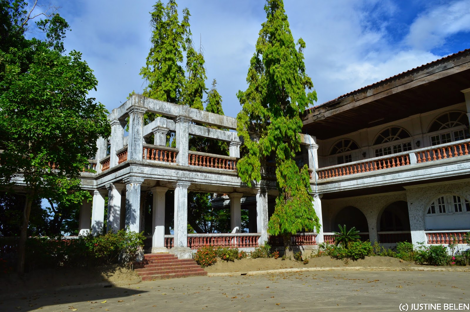 B U H A Y MANSION NI MARCOS ( CANLUBANG, LAGUNA )