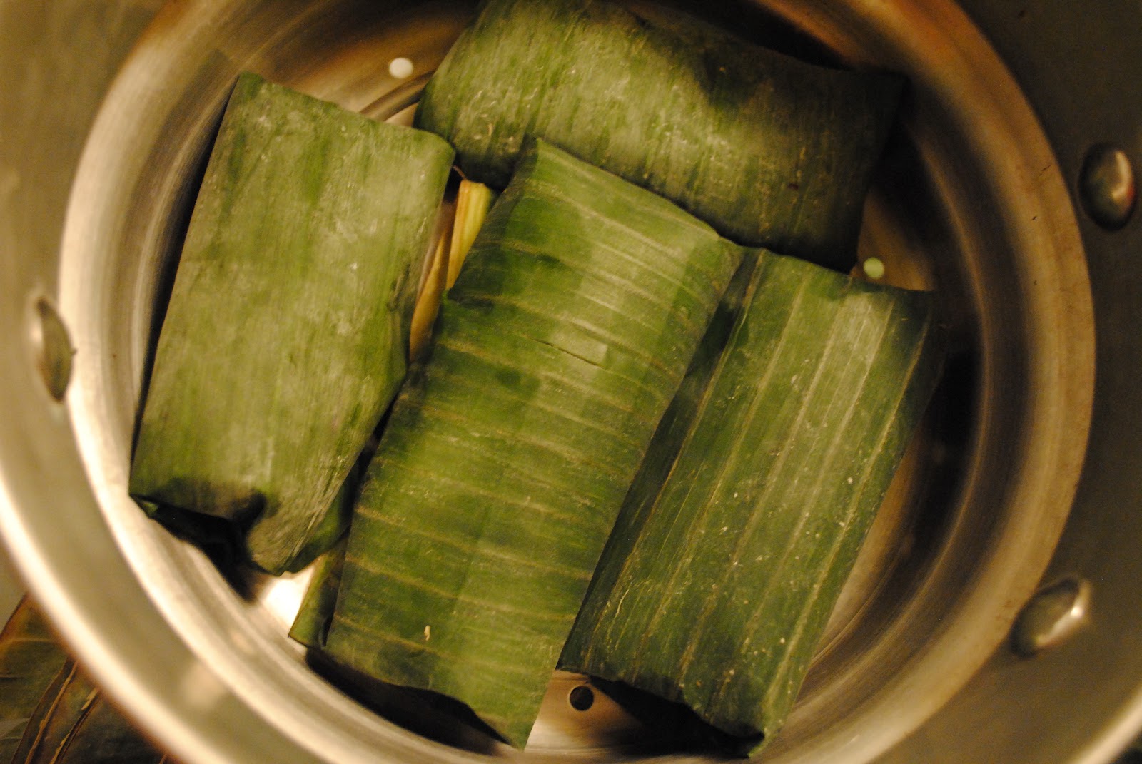 Suman {Philippines} Sweet Rice in Banana Leaves