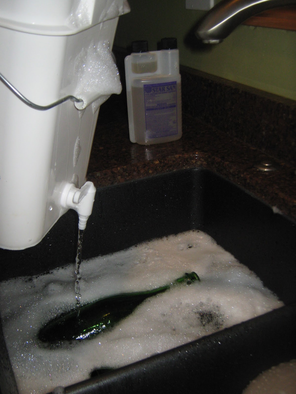 Simply Resourceful Making and Bottling Perry (Sparkling Pear Cider)!!