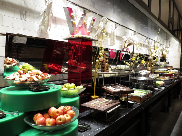 Mylifestylenews W Hotel Hong Kong Introduces Fantastic 4 Buffet Dinner Win Stay