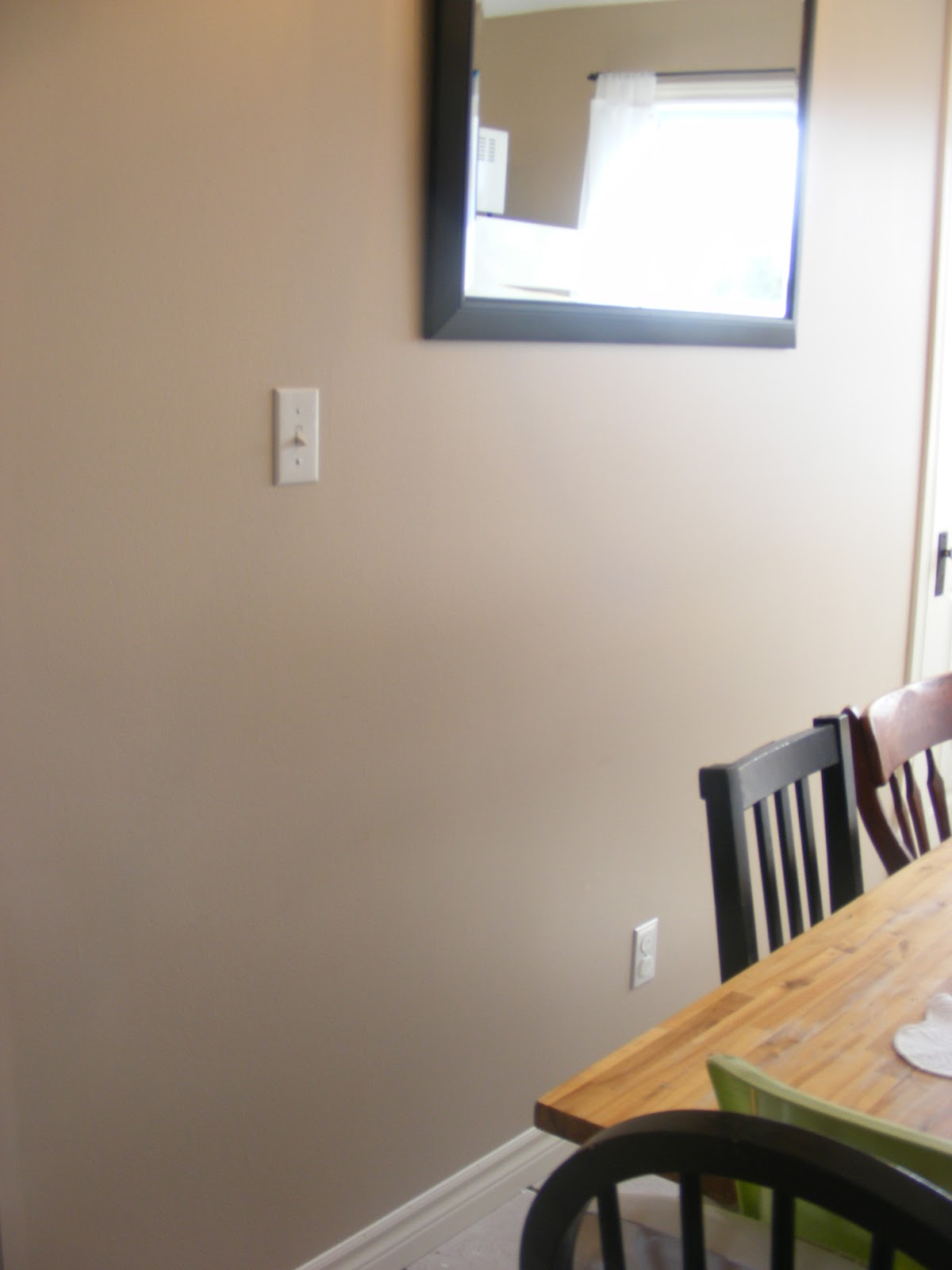 {Quick Tip} How I Prevent Scuff Marks on my Dining Room Walls The