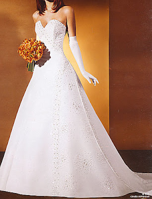 VESTIDO DE NOIVA EM DIADEMA