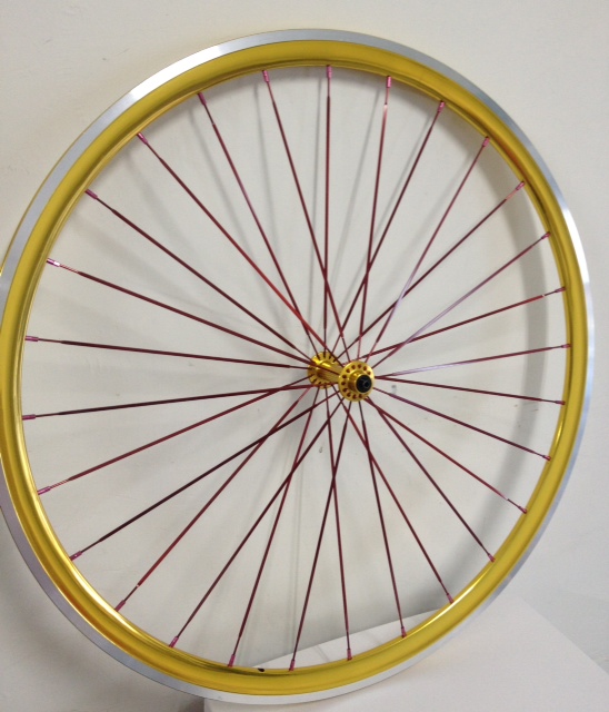 NEWSONSPORTEC BIKE SPOKES AND NIPPLES GOLD RIM (30MM) W/ RED AERO