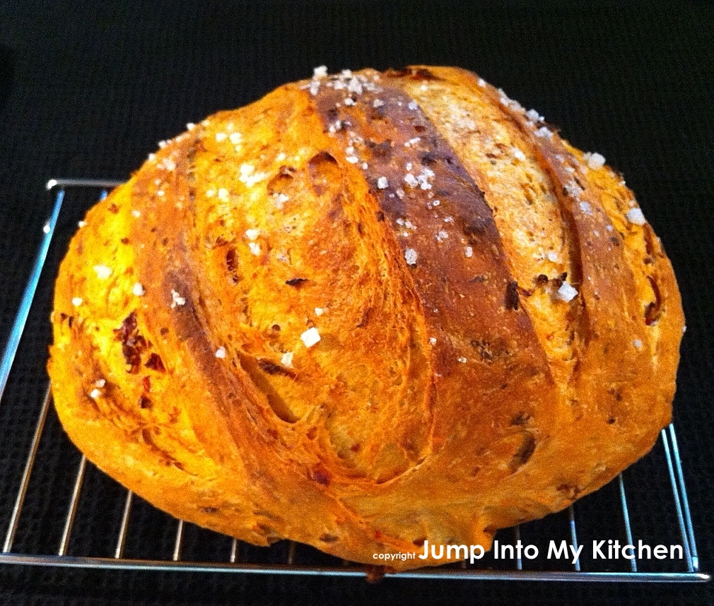 Jump Into My Kitchen Sun Dried Tomato & Cheese Bread