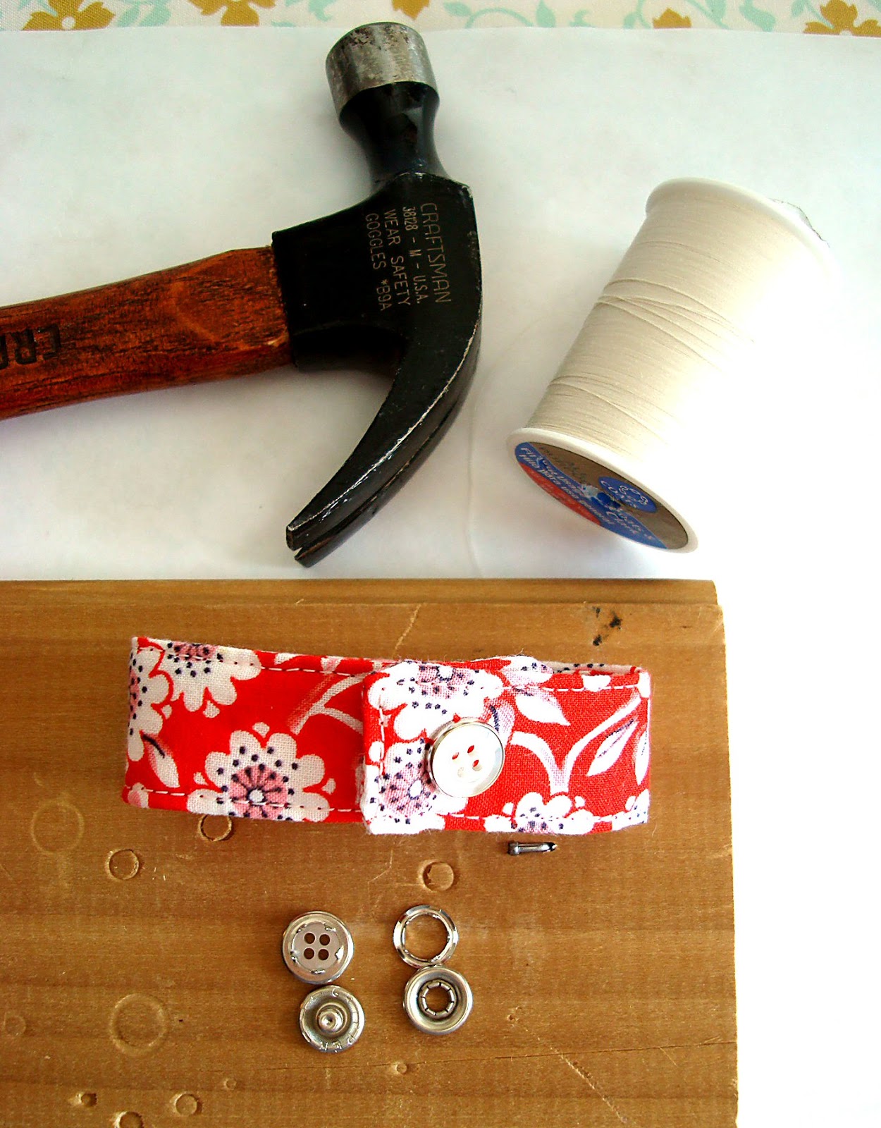 Playroom Banter 14 Peony Street Installing Gripper Snaps with Spool & Hammer Tutorial