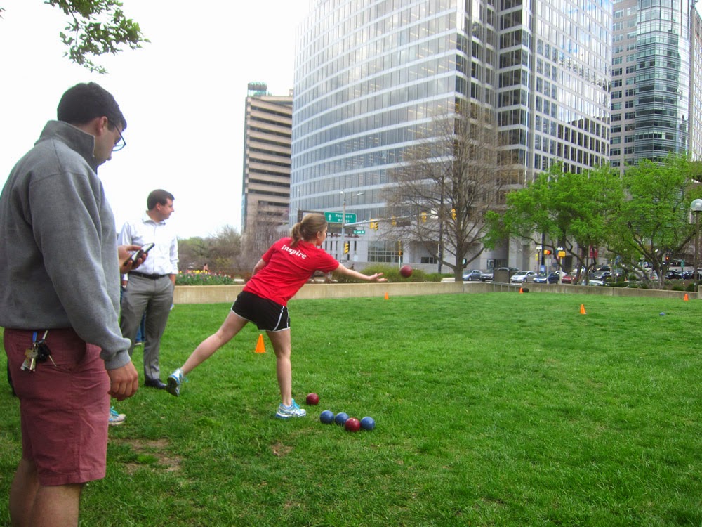 Ode Street Tribune bocce league now rolling in Rosslyn's Gateway Park