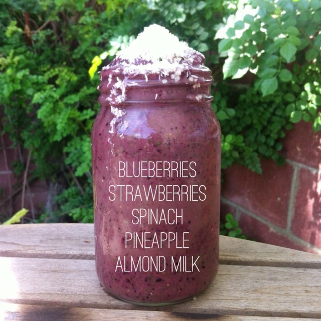A Simply Raw Life CURRENTLY SIPPING ON BLUEBERRY PINEAPPLE SMOOTHIE