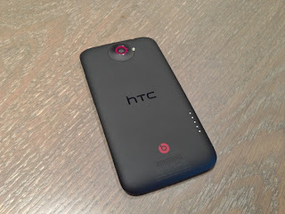 HTC One X+ (Pictures)