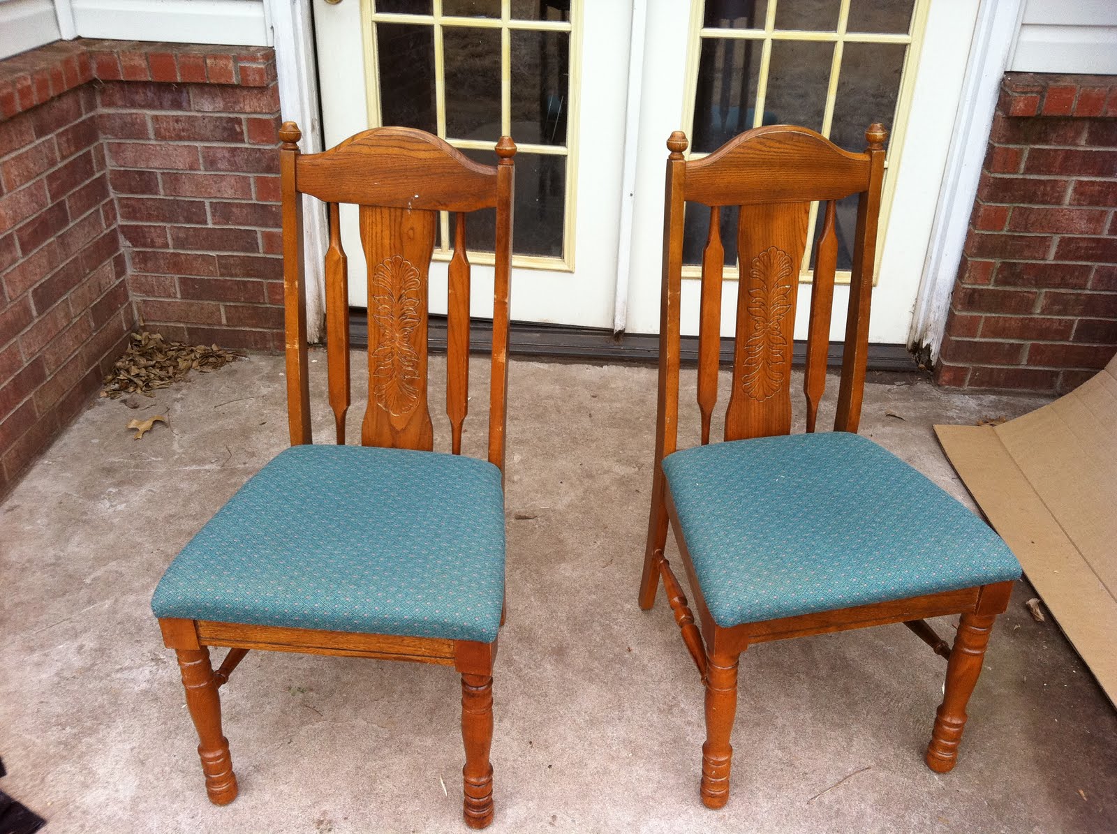 Dining Room Chairs Repaired With Glue