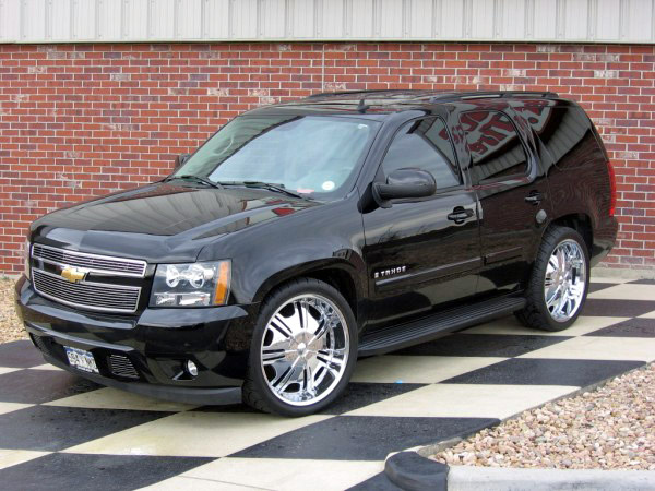 Black-Chevy-Tahoe_edited.jpg