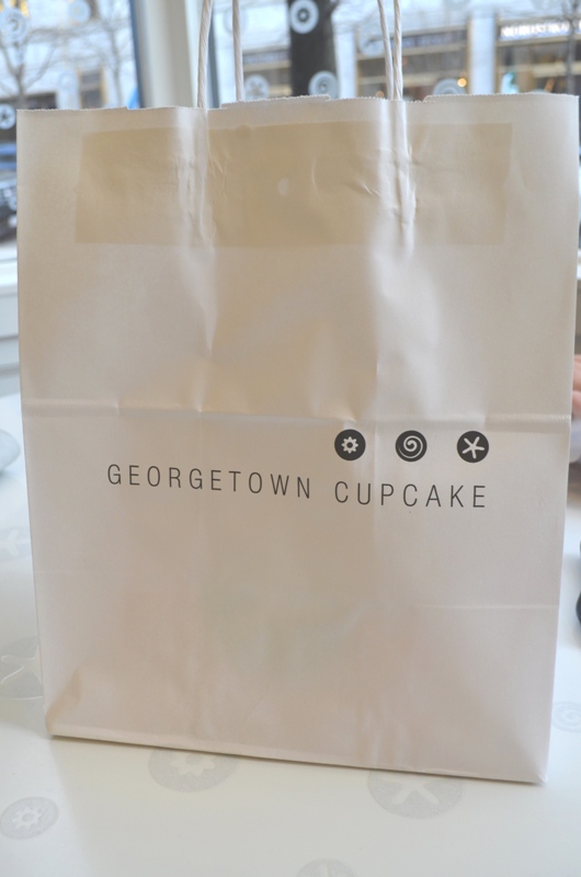 For the Love of Dessert Cupcake Review