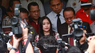 Prilly Latuconsina Seret Dua Pemilik Akun Twitter Penyebar Foto Syur ke Polisi