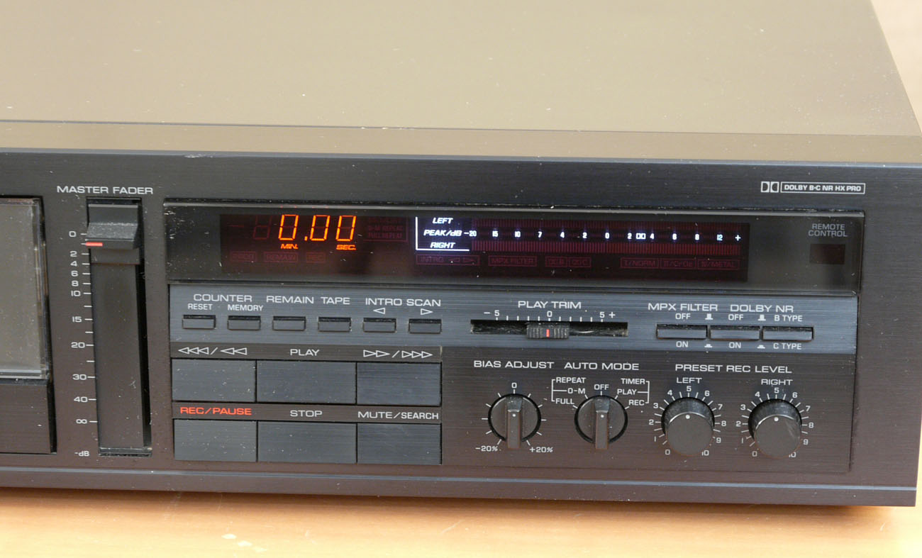 Yamaha KX-500 - Stereo Cassette Deck | AudioBaza