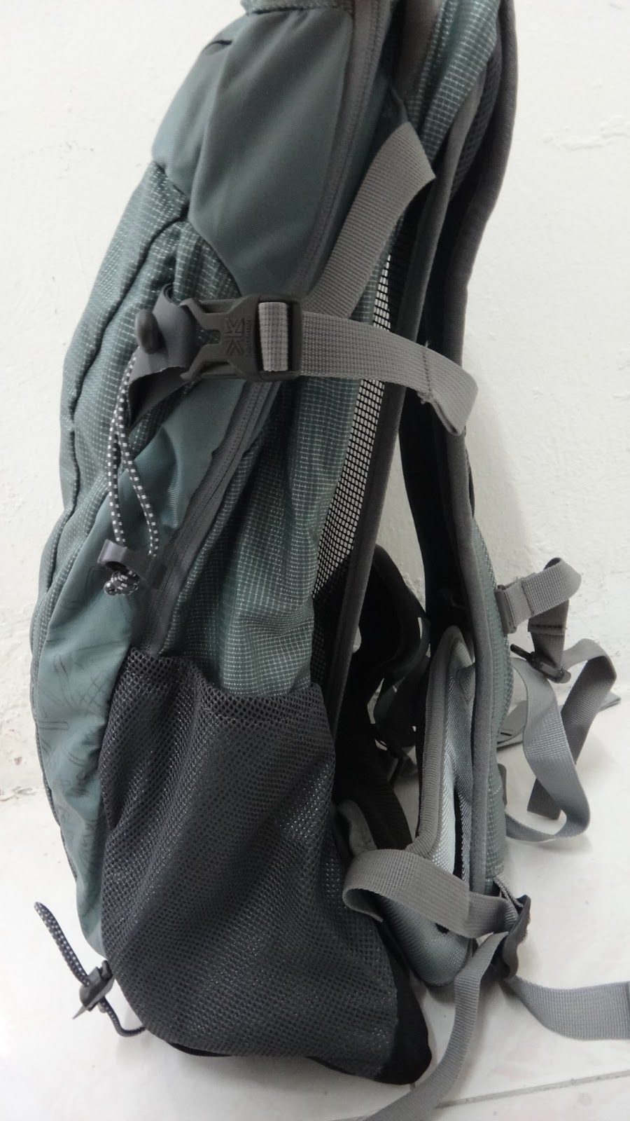 ORIGINAL BACKPACK HERE... ORIGINAL KARRIMOR AIRSPACE 25 HIKING BACKPACK
