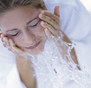 Do You Wash Your Face Properly Do You Wash Your Face Properly