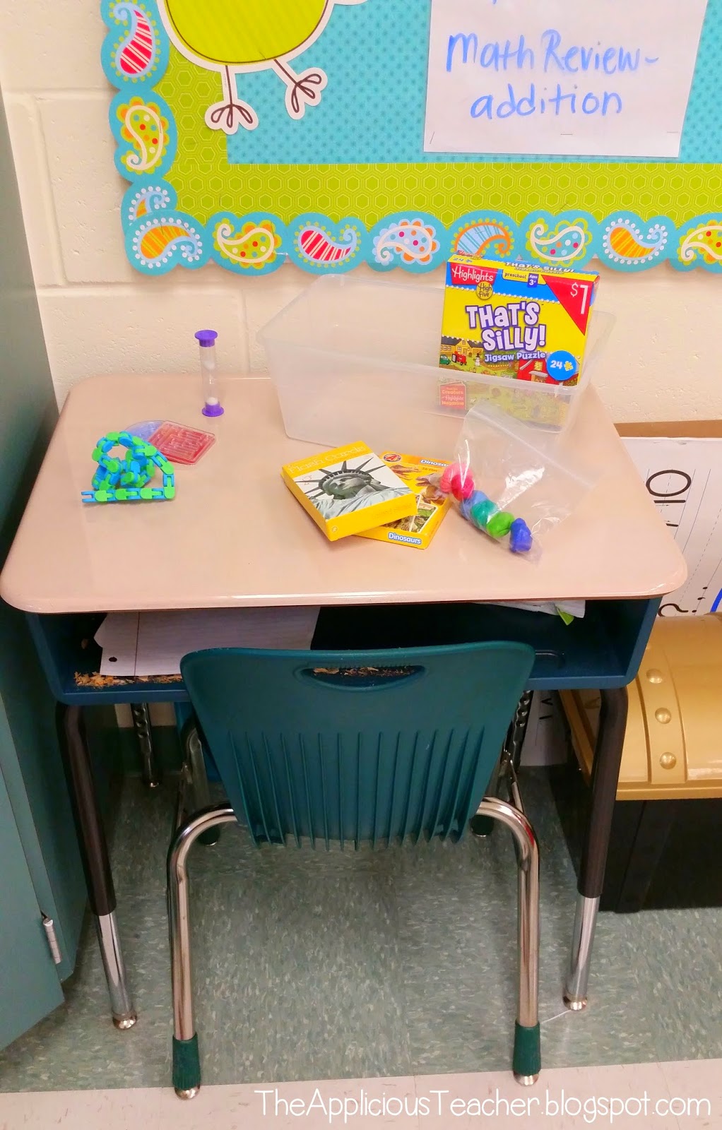 Using a Cool Down Box Helping students Self Regulate and Reflect