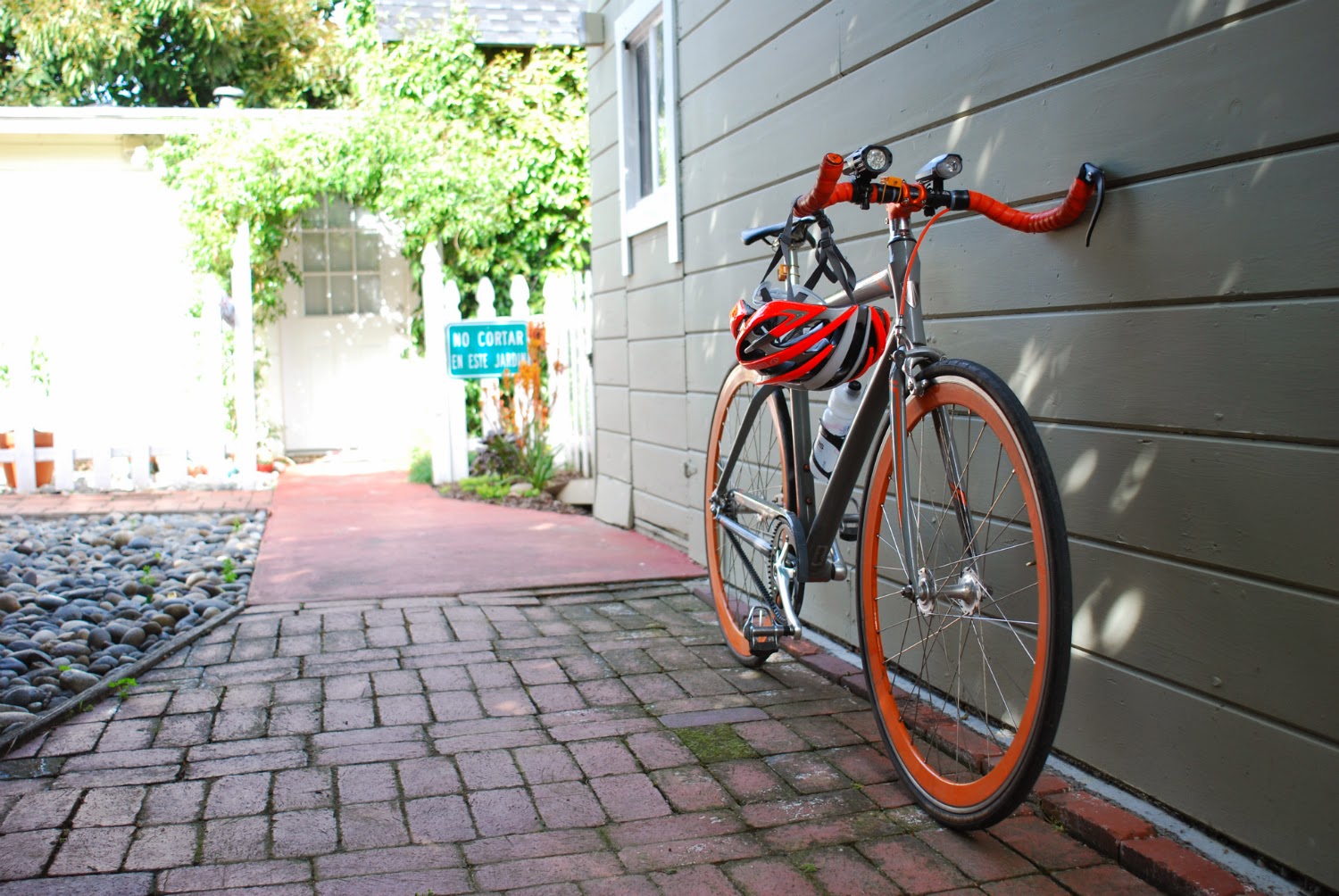 Some one asked if anyone has done a belt drive fixed gear. This is