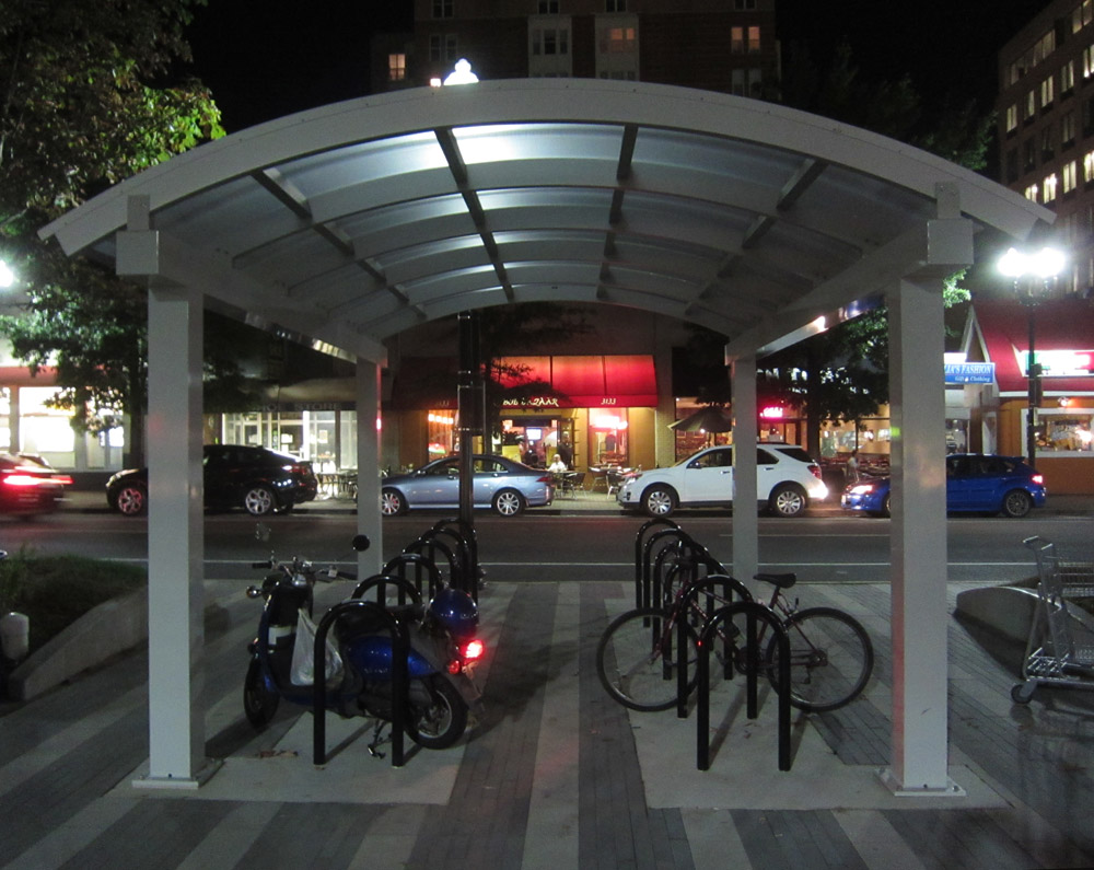 Ode Street Tribune Clarendon threatens Rosslyn with covered bike parking