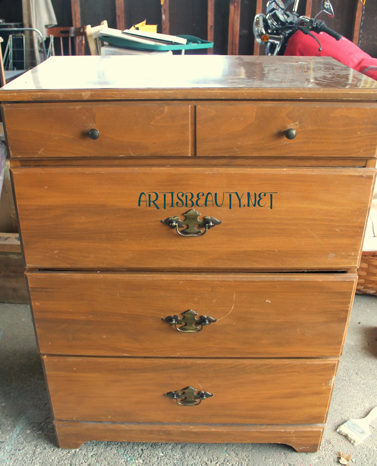 ART IS BEAUTY French Dresser Makeover à deux