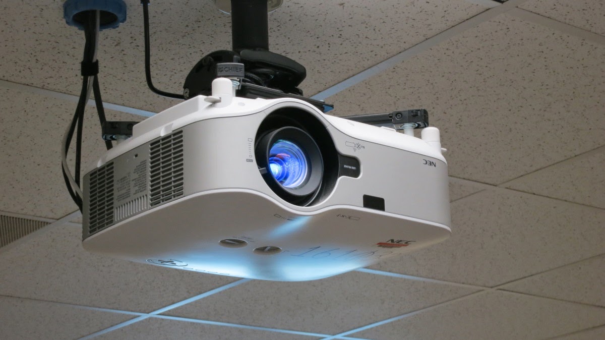 ITC Chronicles: Convert Your VGA Projector into a Wireless Display
