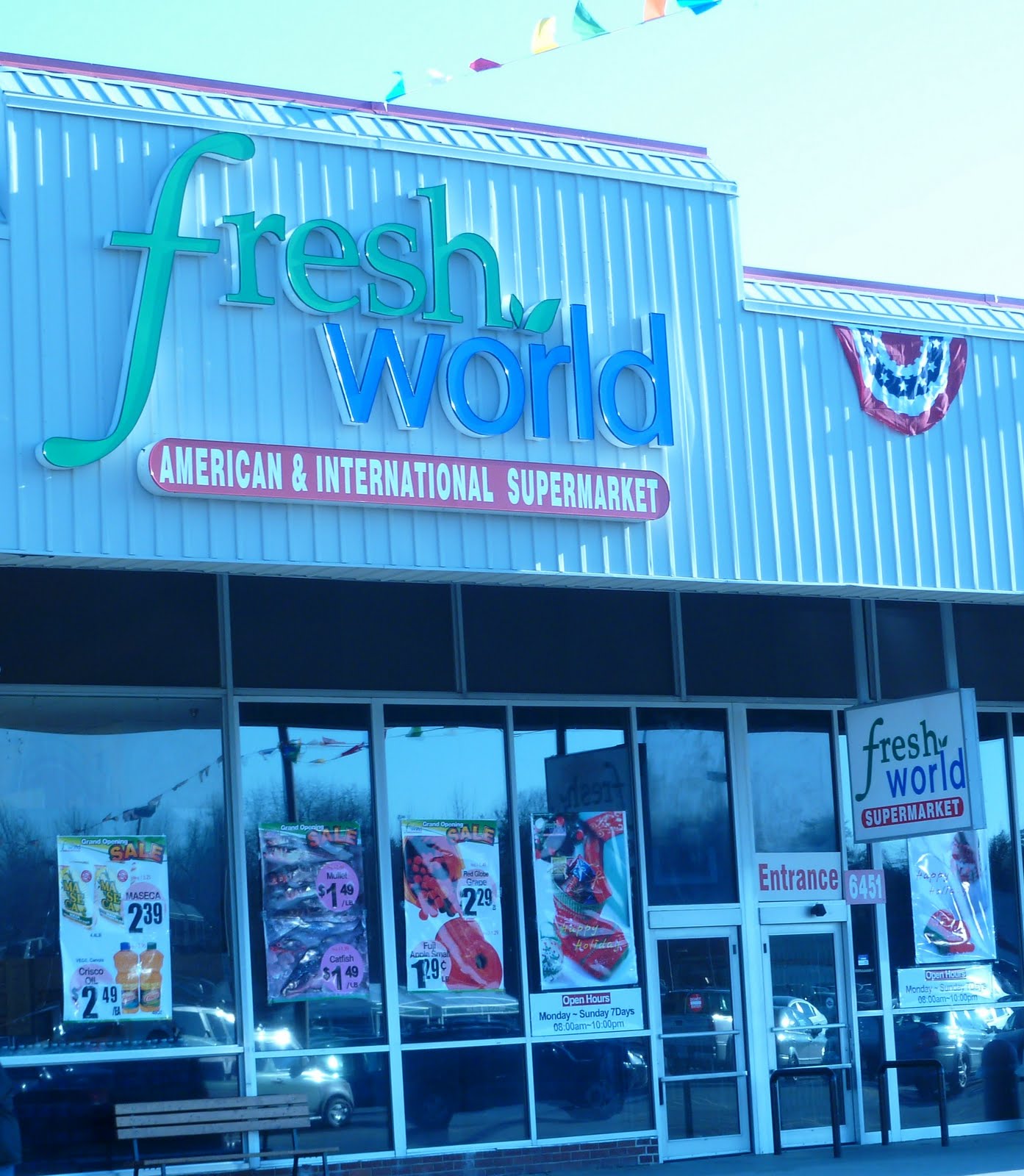 Comings and Goings Fresh World supermarketa fresh concept (aka eatin