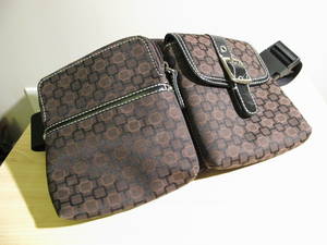 nine west fanny pack