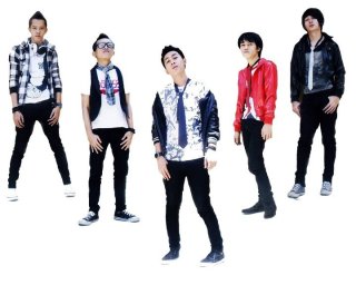 Download Lagu Mp3 Video Klip Lirik Terbaru Cepat Dan Gratis Wonder Boys Suatu Hari